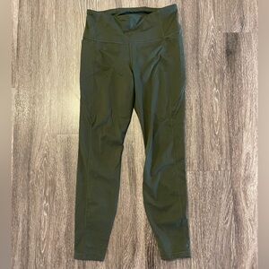 All in motionn 7/8 leggingsgs